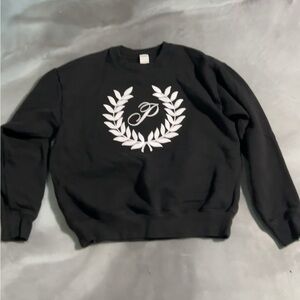 A black hoodie size medium brand pink